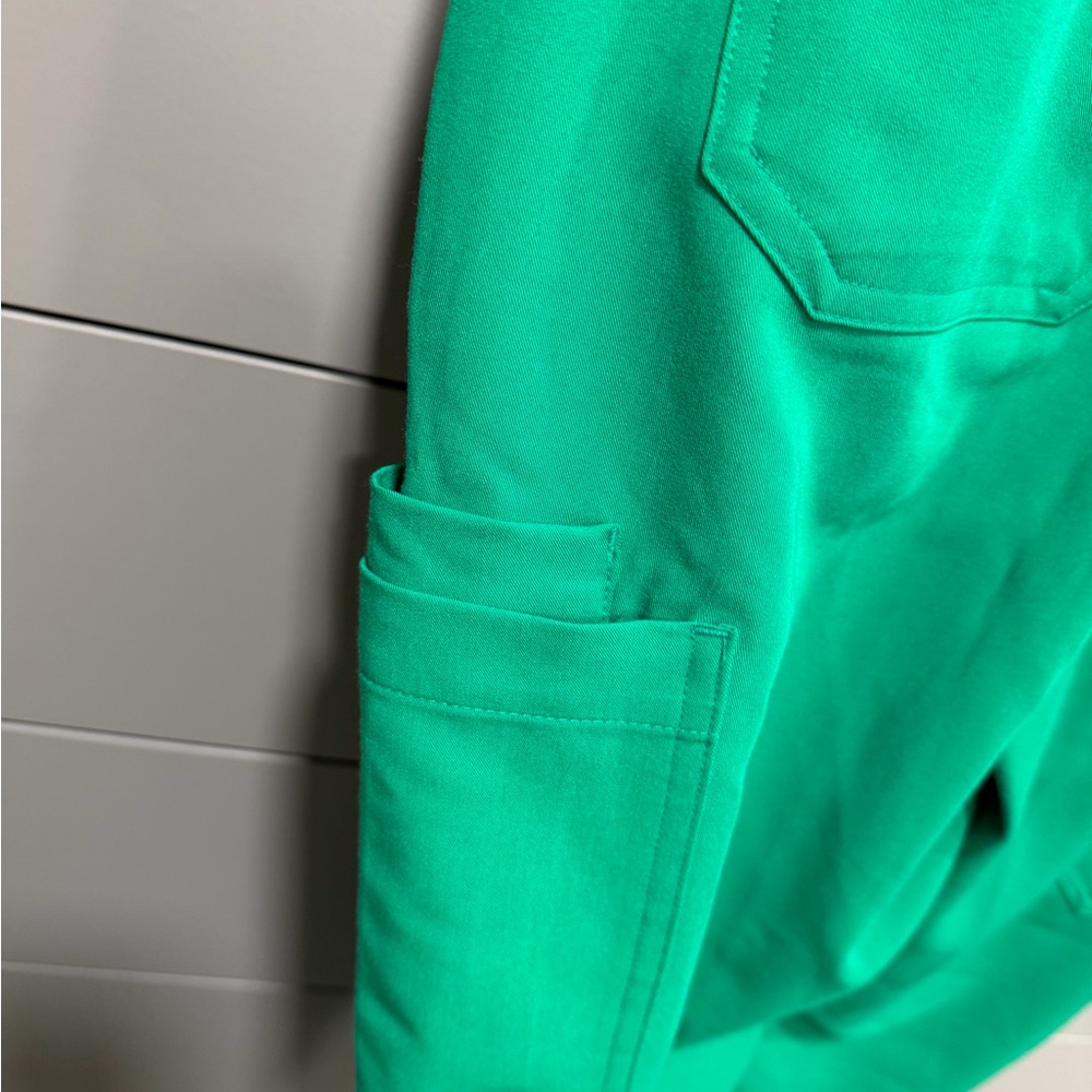 Figs scrub pants. Size small - Picture 4 of 6